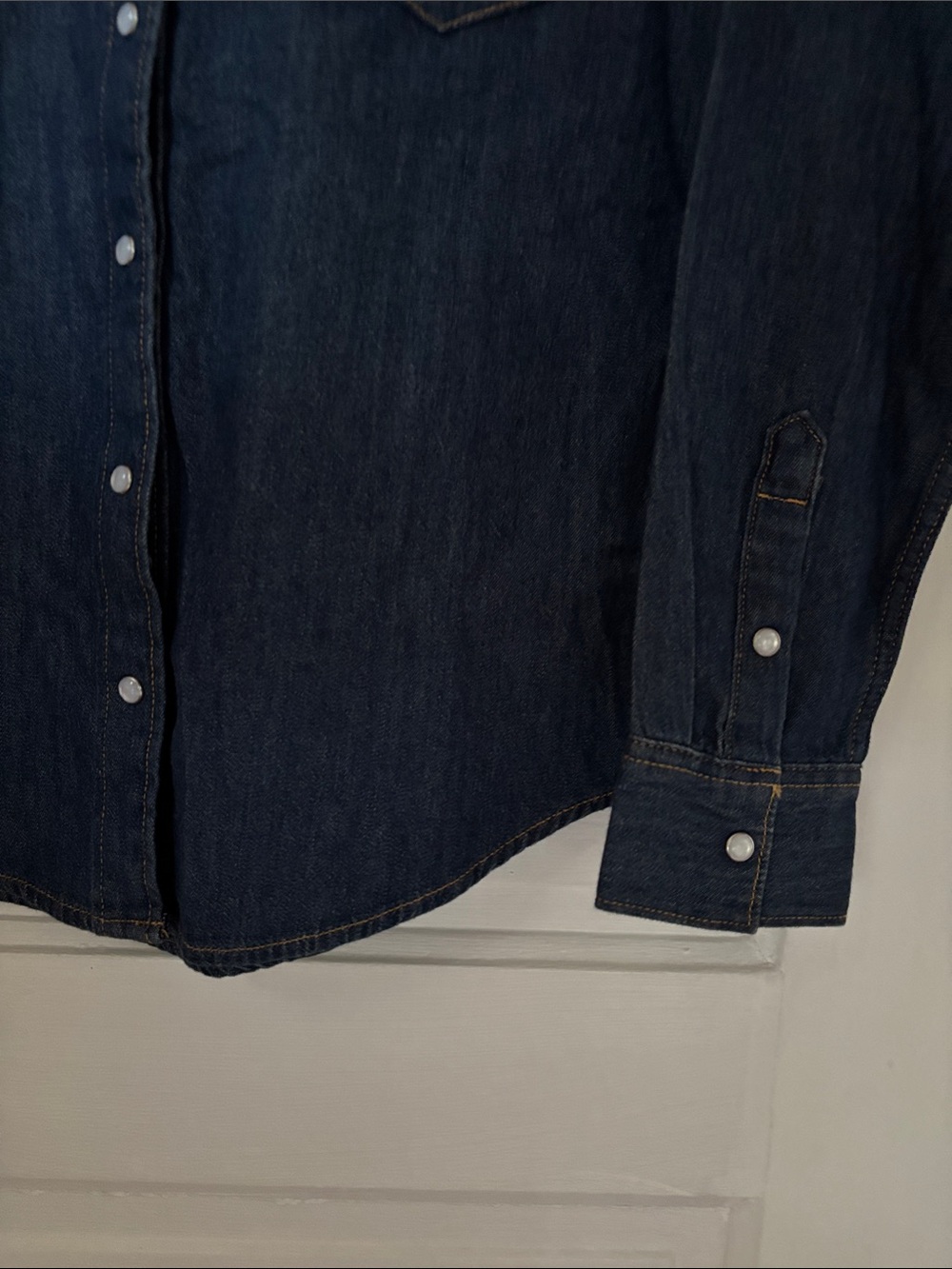LEVI’S PEARL SNAP LONG SLEEVE DENIM SHIRT - Picture 5 of 11